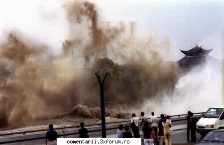 Tsunami - Indonezia - omaebazooka - FOTO - Dezastre